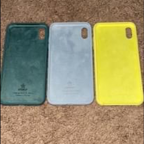 iPhone 11 Pro / XS Max Cases - Picture 1 of 2